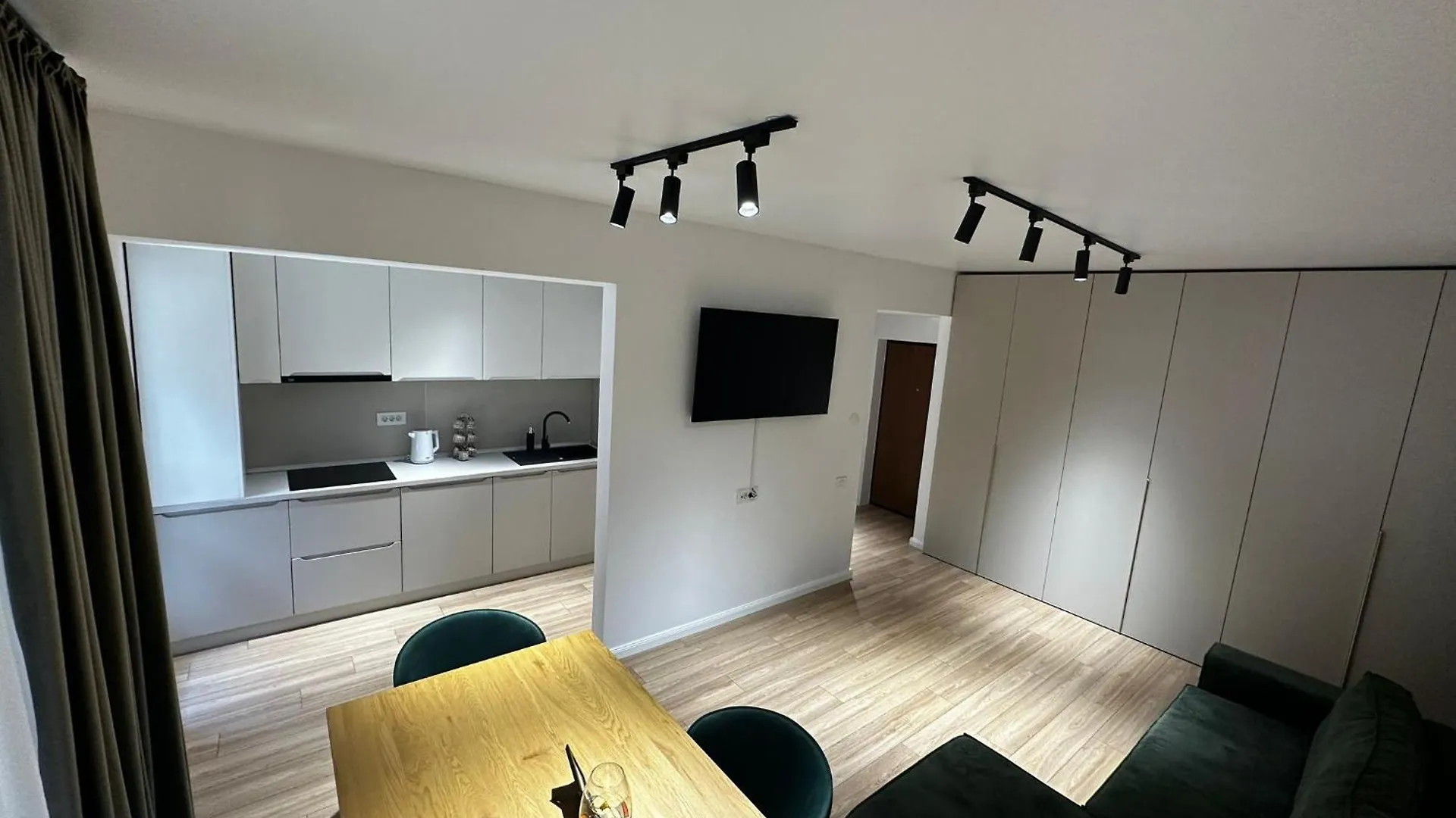 Apartment Amb Residence Luxury Pipera Voluntari